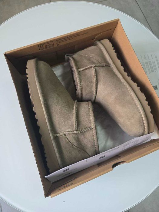 Укорочені жіночі уггі Ugg Classic Ultra Mini угги платформа 3см 4 колори