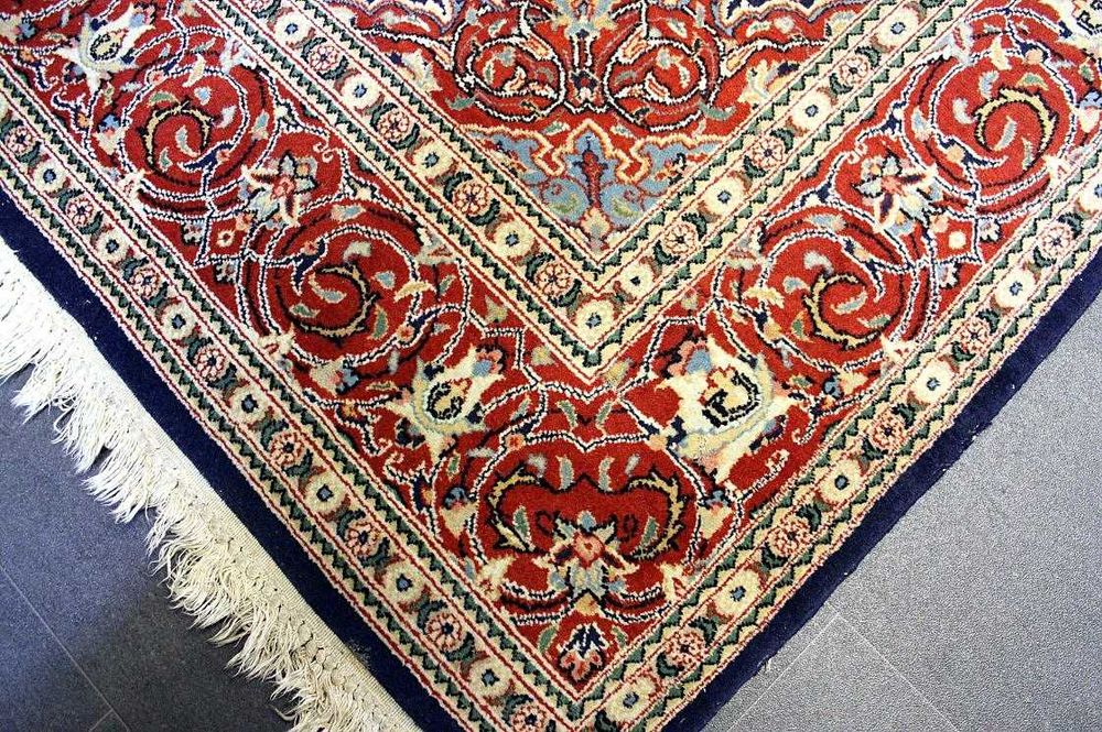 Tapete Persa Ghoum feito com Lã de Caxemira s/ Algodão - 150cm x 150cm