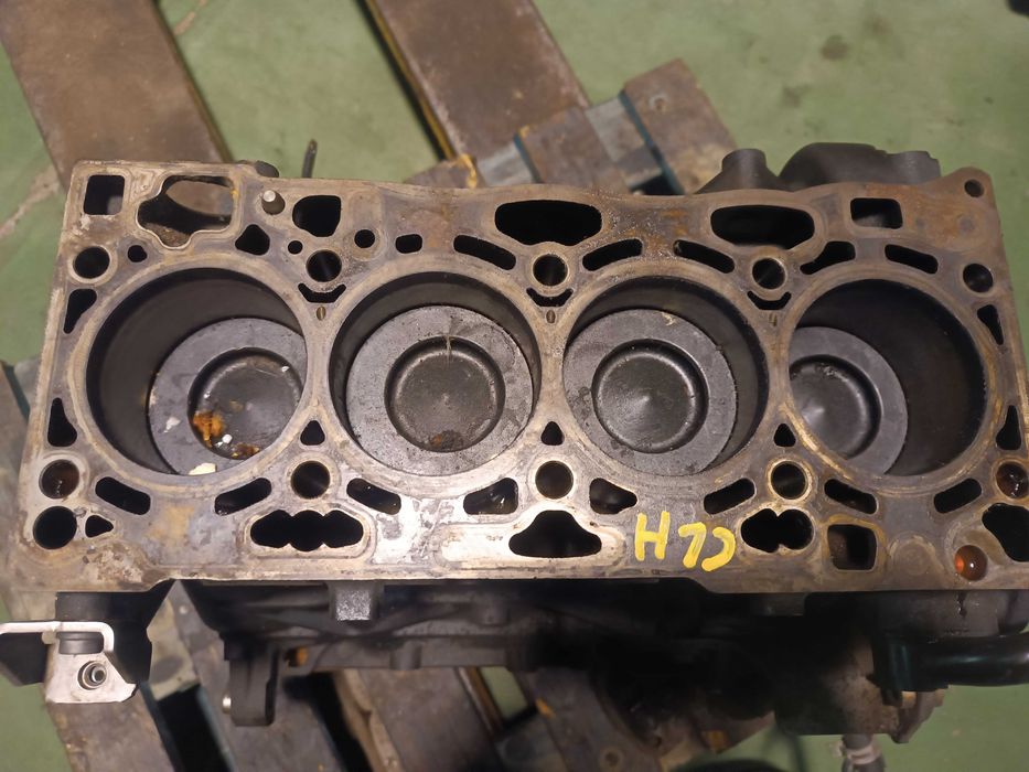 Bloco do Motor Armado com Pistons e Cambota Volkswagen Golf VII / Audi A3 / Seat Leon 1.6TDI CLH 04L023A