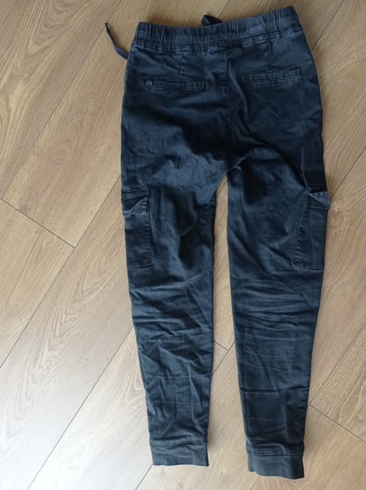 Joggery, bojówki r. 36 Cropp