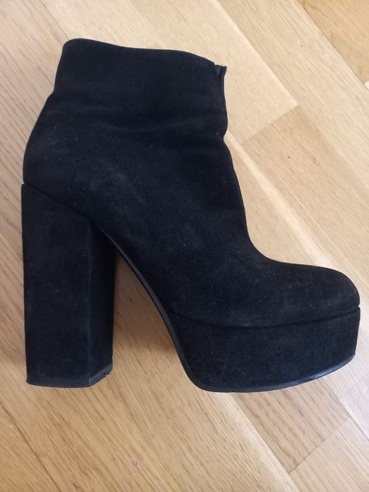 Демисезонні замшові ботильйони