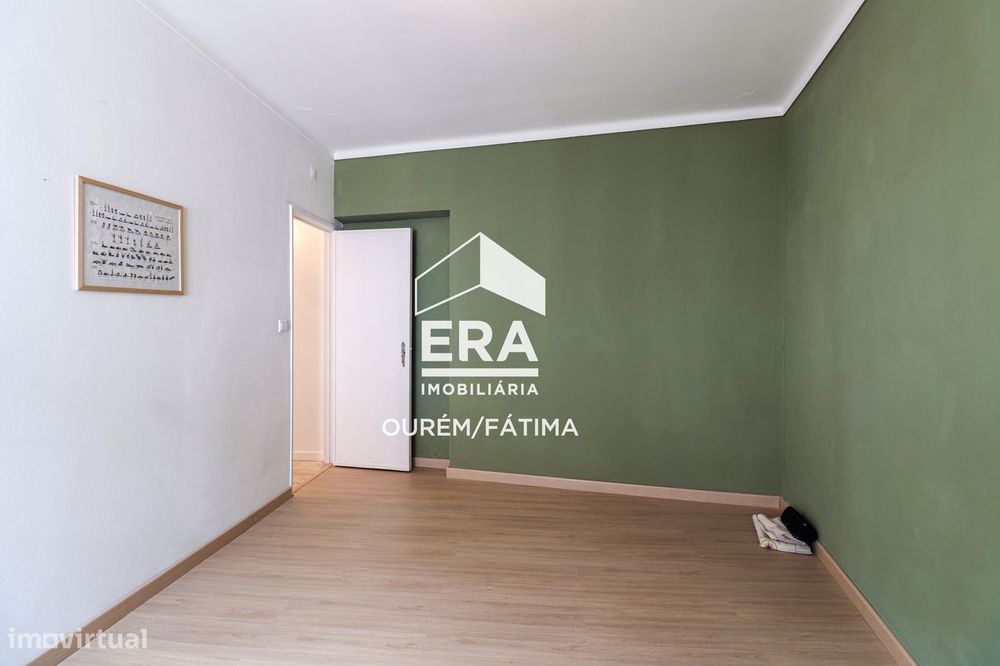 Moradia T4 em Torres Novas