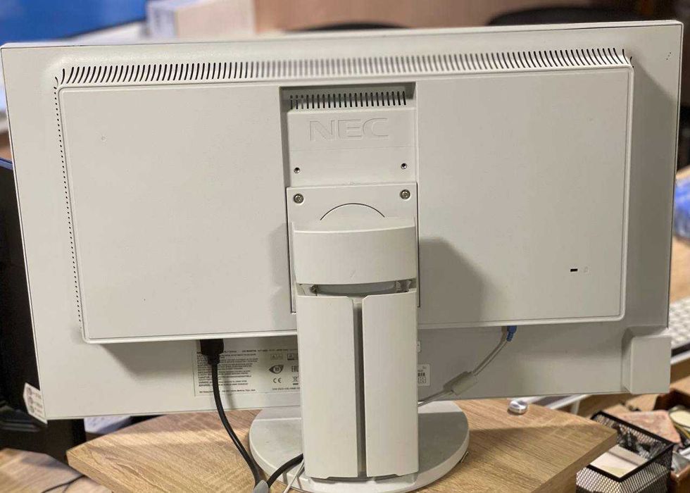 Монитор NEC EA273wmi