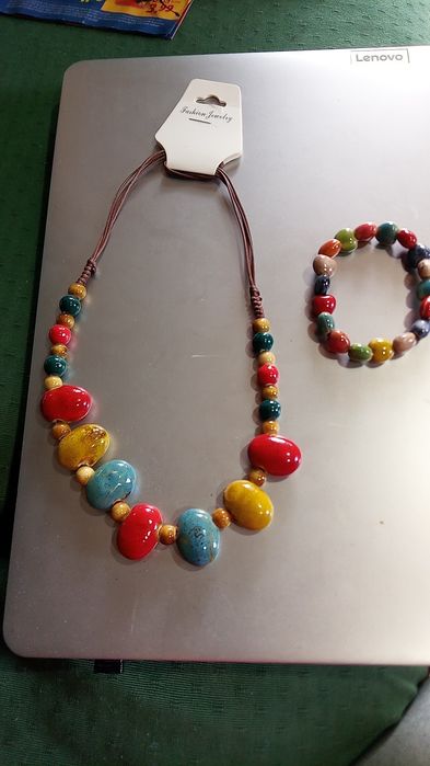 Conjunto colar mais pulseira ( Portes Grátis)