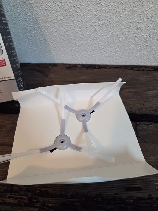 Nowe szczotki boczne do odkurzacza Tefal Explorer serie 60