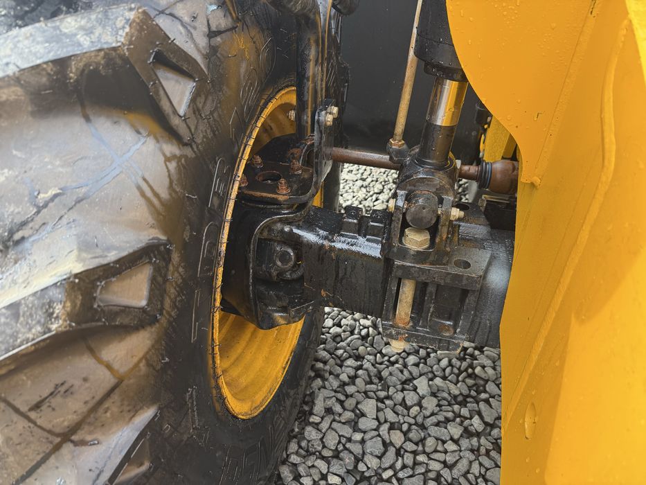 JCB 540-140 телескопічний навантажувач