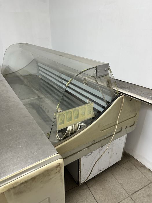 Холодильна вітрина Холодильник Вітрина холодильна шафа вітрини