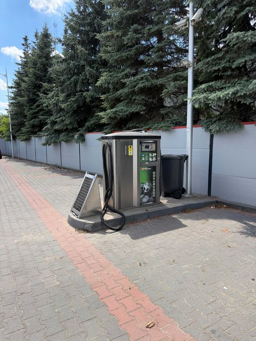 Technologia myjni bezdotykowej + kontener + odkurzacz