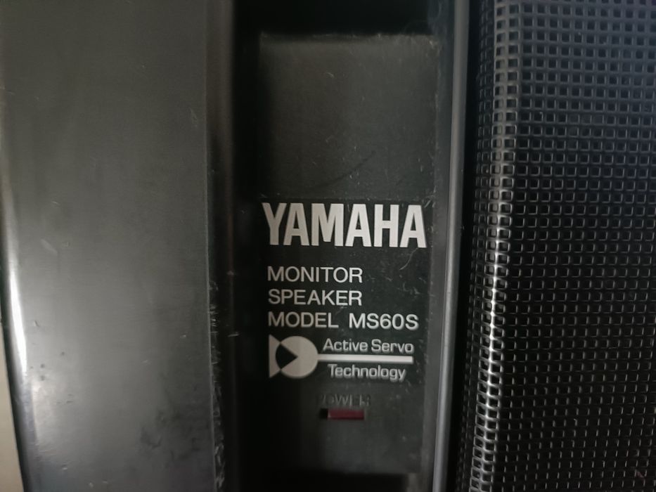 Monitores YAMAHA
