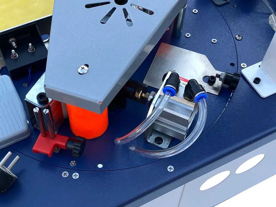 Автоматичний кромкооблицювальний верстат 9craft 701 220В