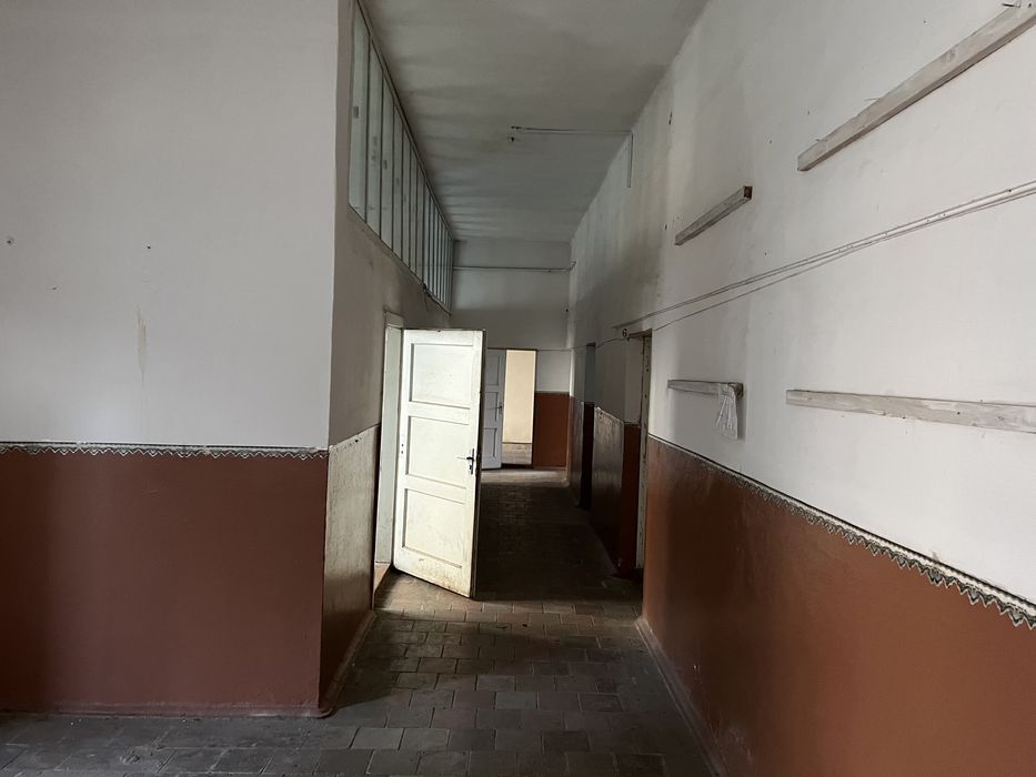 Будівля в центрі міста Іршава