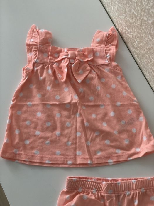 Костюм на девочку Carters