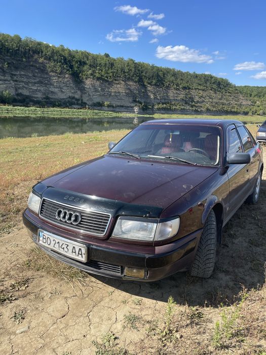 Продам ауді 100