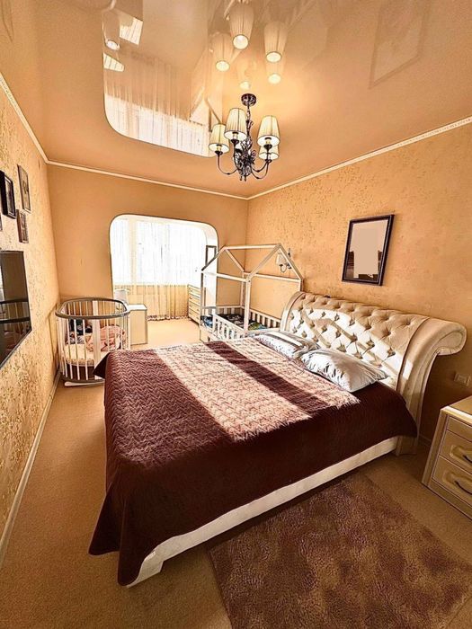 ** Простора 2-Кімн. по вул. Корольова Автоном Опал рн Олександрівка