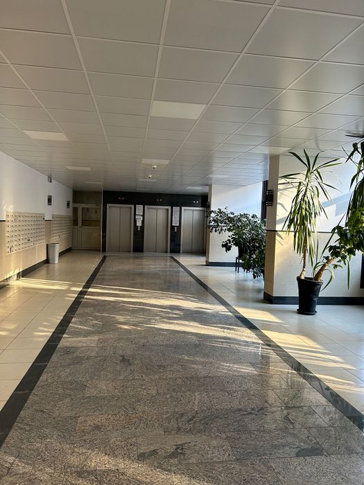 CENTRUM!!  ul. Grzybowska / Królewska / 38,80 m2-2 POKOJE / Iwestycyjne