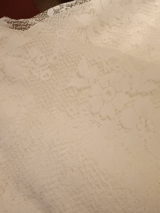 Tecido grande de renda