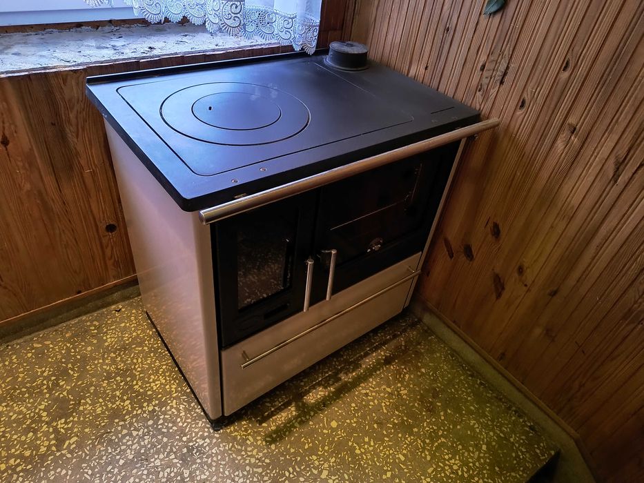 Kuchnia żeliwna PLAMEN 850 GLAS