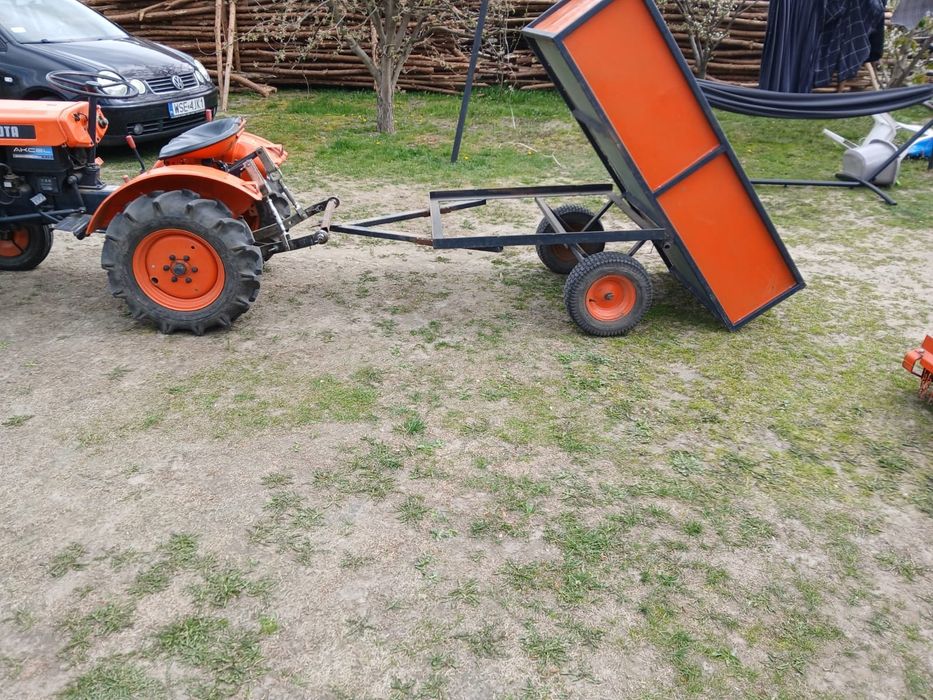 Traktorek ogrodniczy  Kubota