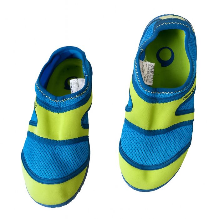 Sapatos aquáticos infantis — como novos! Tamanho 36/37