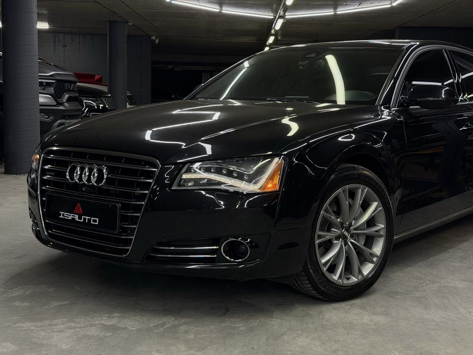 Audi A8L