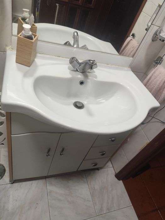 Venda de móvel de wc