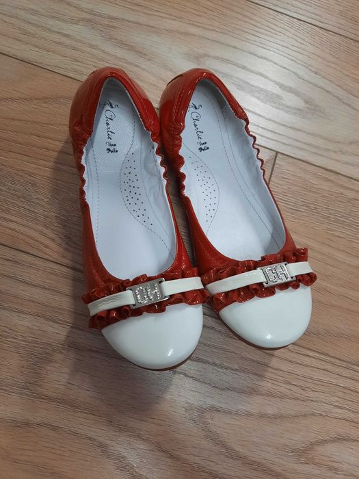 Balerinki dziewczęce nowe, czerwono-białe