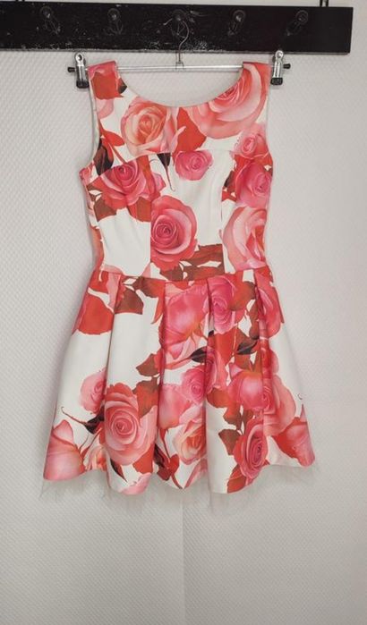 Нарядное пышное платье сарафан с подъюбником