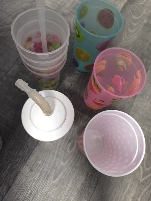 Стаканы пластиковые детские