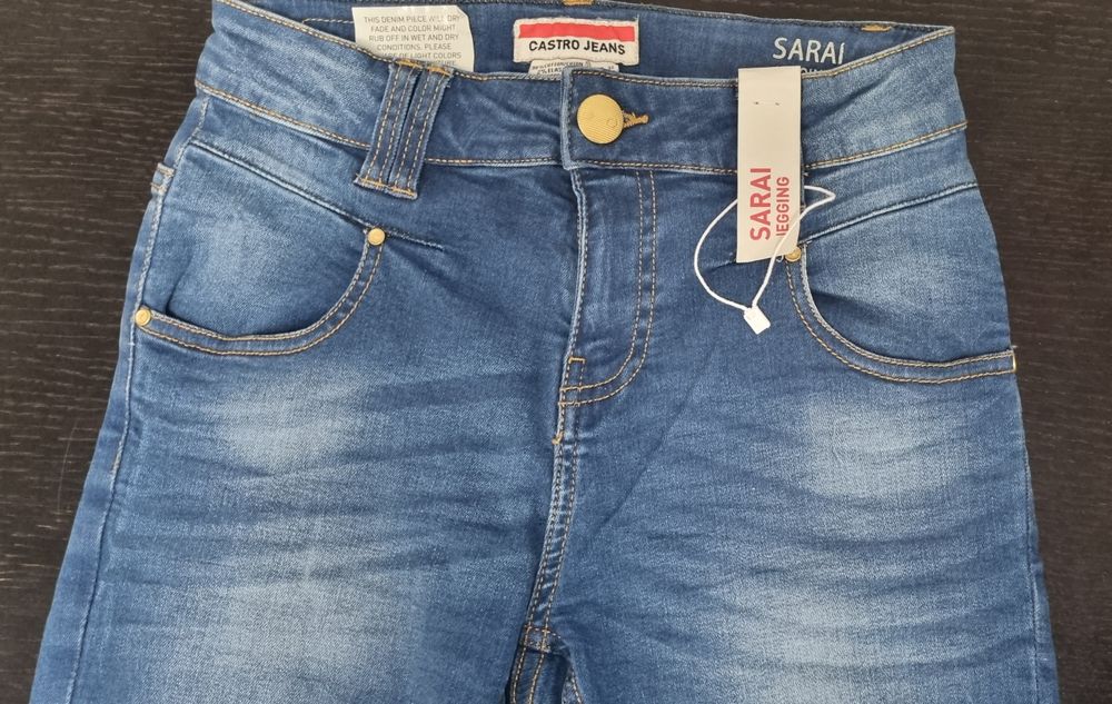 NOWE jeansy Castro Jeans Sarai. rozm 32
Bardzo