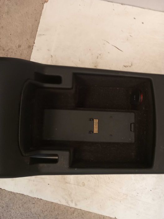 Consola Central / Porta-Objetos Audi A4 B8 A5 8T (8K0864981F)