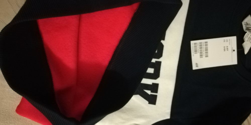 Новый свитшот мальчику Н&М на 6-8 лет