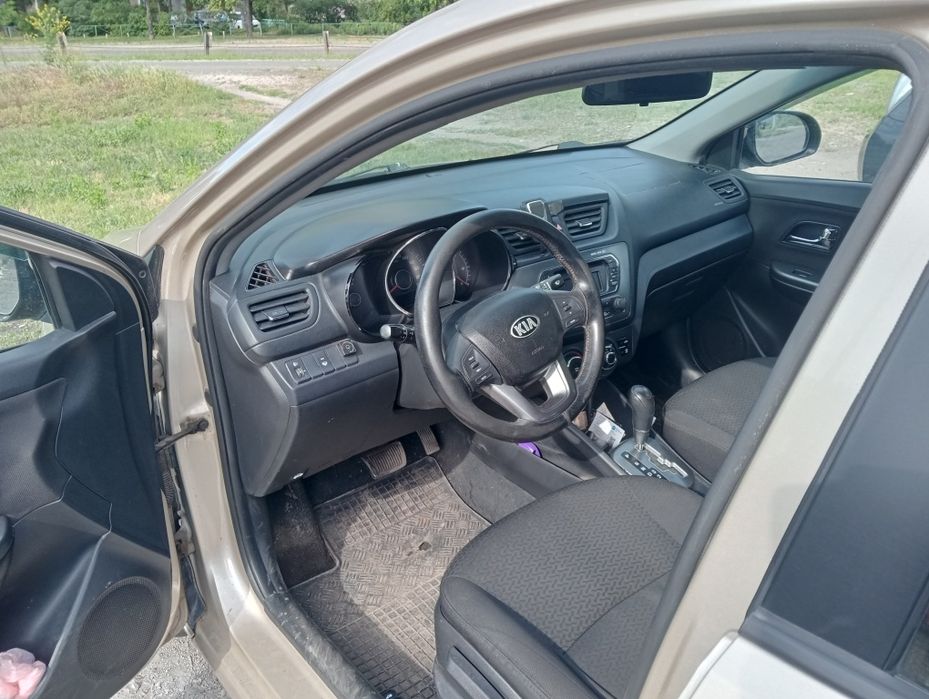KIA RIO 1.6 Автомат