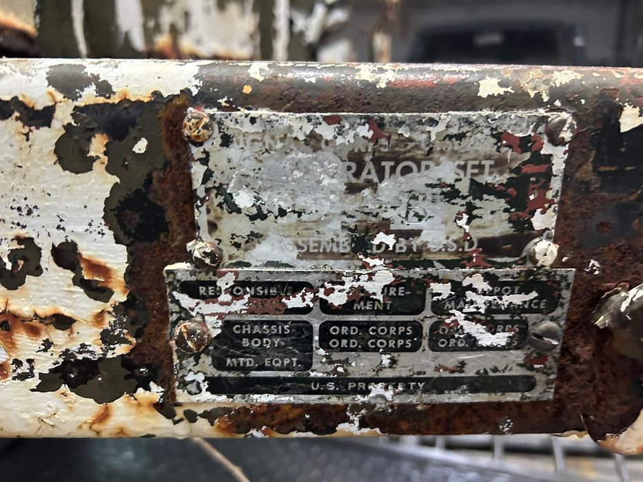 Reboque ou atrelado militar pesado trator unimog