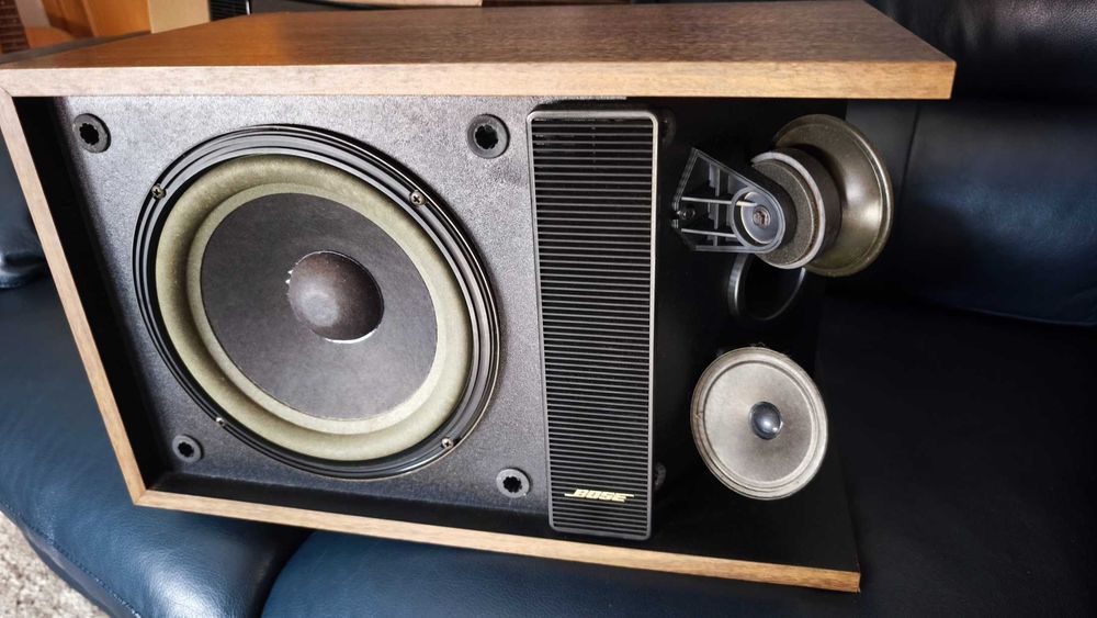 Colunas BOSE 301 Series II, Direct/reflecting, como novas.