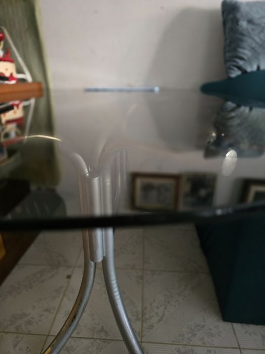 Mesa 6Lugares tampo em vidro