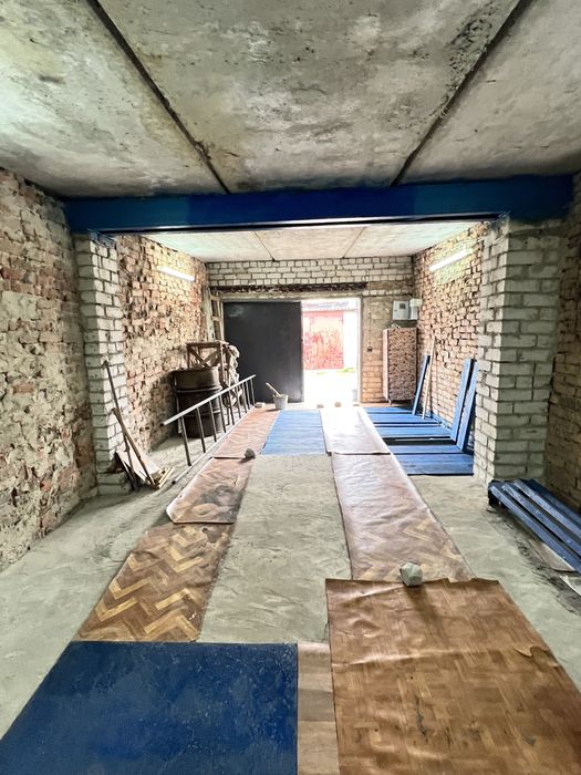 ПРОДАМ шикарний капітальний ГАРАЖ кооп. Автомобіліст біля ЖК АНДОРА та ОНІКС 10000$