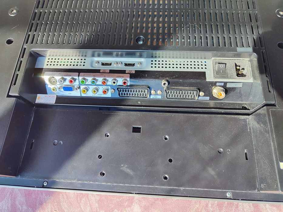 Телевіор/монітор 32"