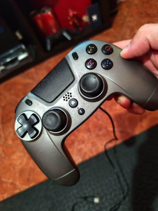 Comando Titanium PS4/PS3