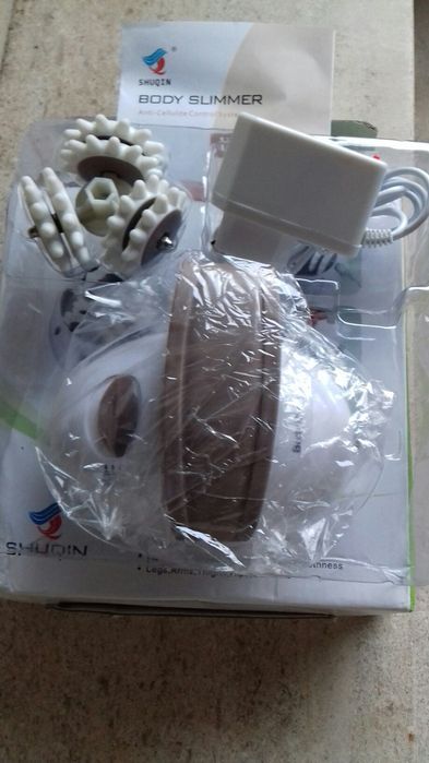 Maquina de massagem nova