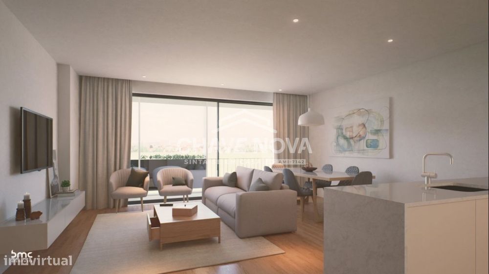Apartamento T1 com varanda, garagem e elevador — Santa Marinha E São Pedro Da Afurada, Porto