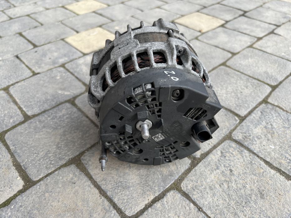 Генератор 03L903024F VW Passat Caddy Golf Touran Tiguan 2.0 tdi 180A