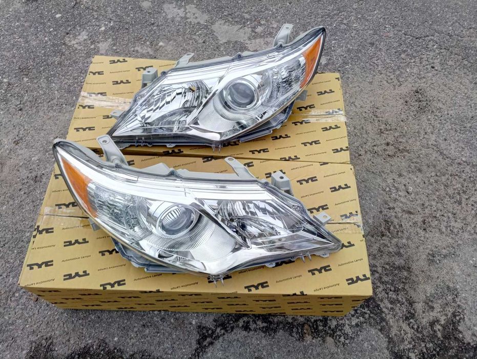 Решётка радиатора Toyota Camry 50 USA LE решетка Камри 50 ЛЕ 2011-2014