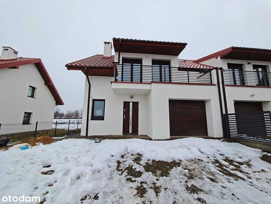 Nowoczesny dom z garażem w spokojnej okolicy