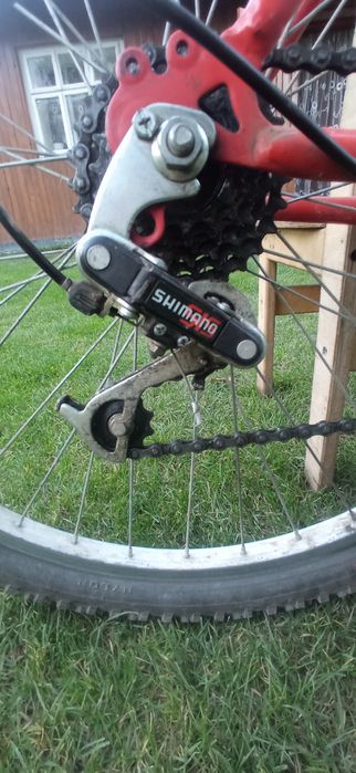 Велосипед  з пляшкою