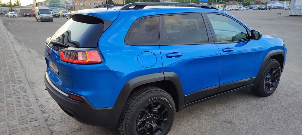 Jeep Cherokee 2022 VIN 1C4PJMCX8ND531698 фото оголошення 3 з 24