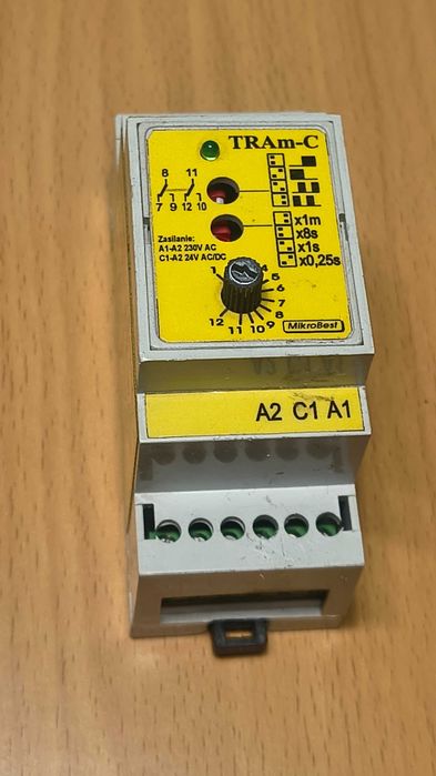 Przekaźnik czasowy; 4 funkcje; 2 styki NO/NC; 0,25s- 12min