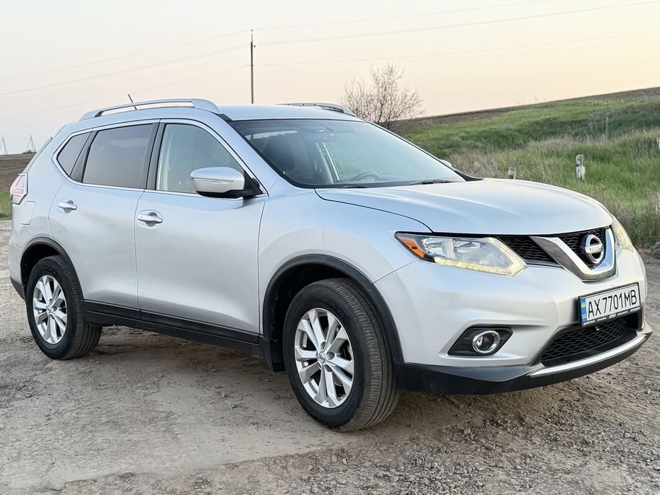 Nissan Rogue 2014 2.5 SV AWD газ/бензин