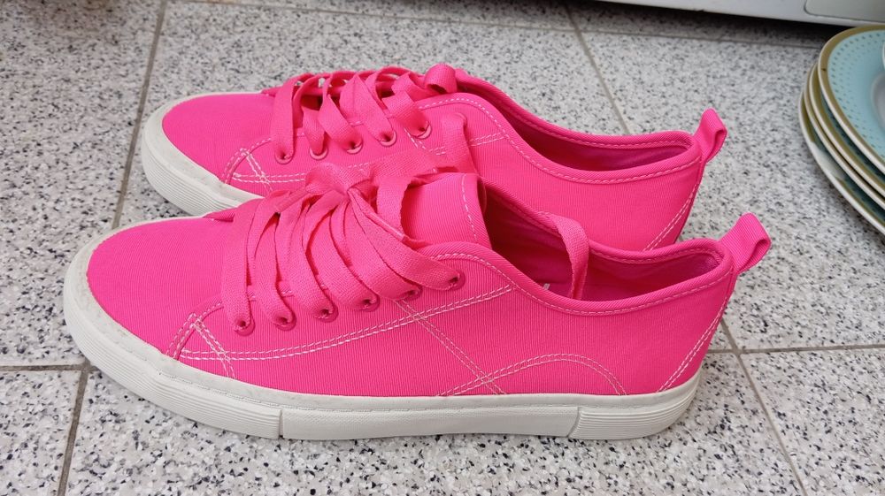 Sapatilhas rosa 39