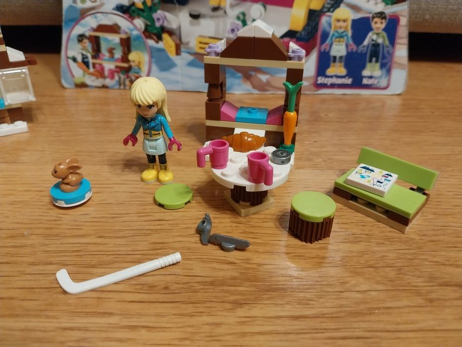 Lego Friends Lodowisko w zimowym kurorcie 41322