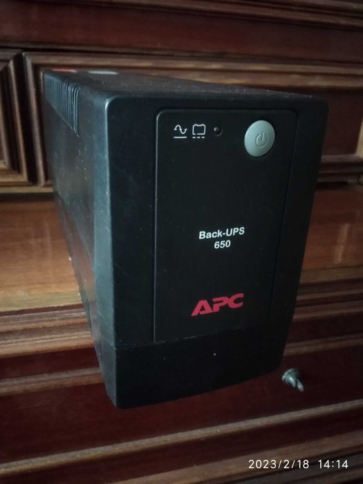 ИБП АРС модель BX650LI